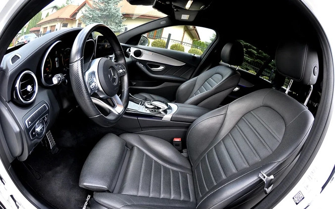 Mercedes-Benz Klasa C cena 134900 przebieg: 140000, rok produkcji 2019 z Krynki małe 742